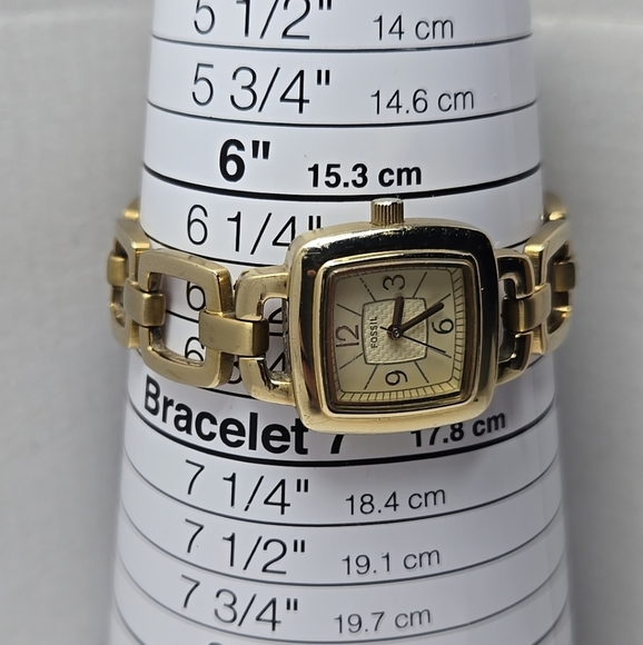 Womens Fossil Gold Tone 24mm Watch Geometric New Battery ES-2270 - Picture 6 of 9